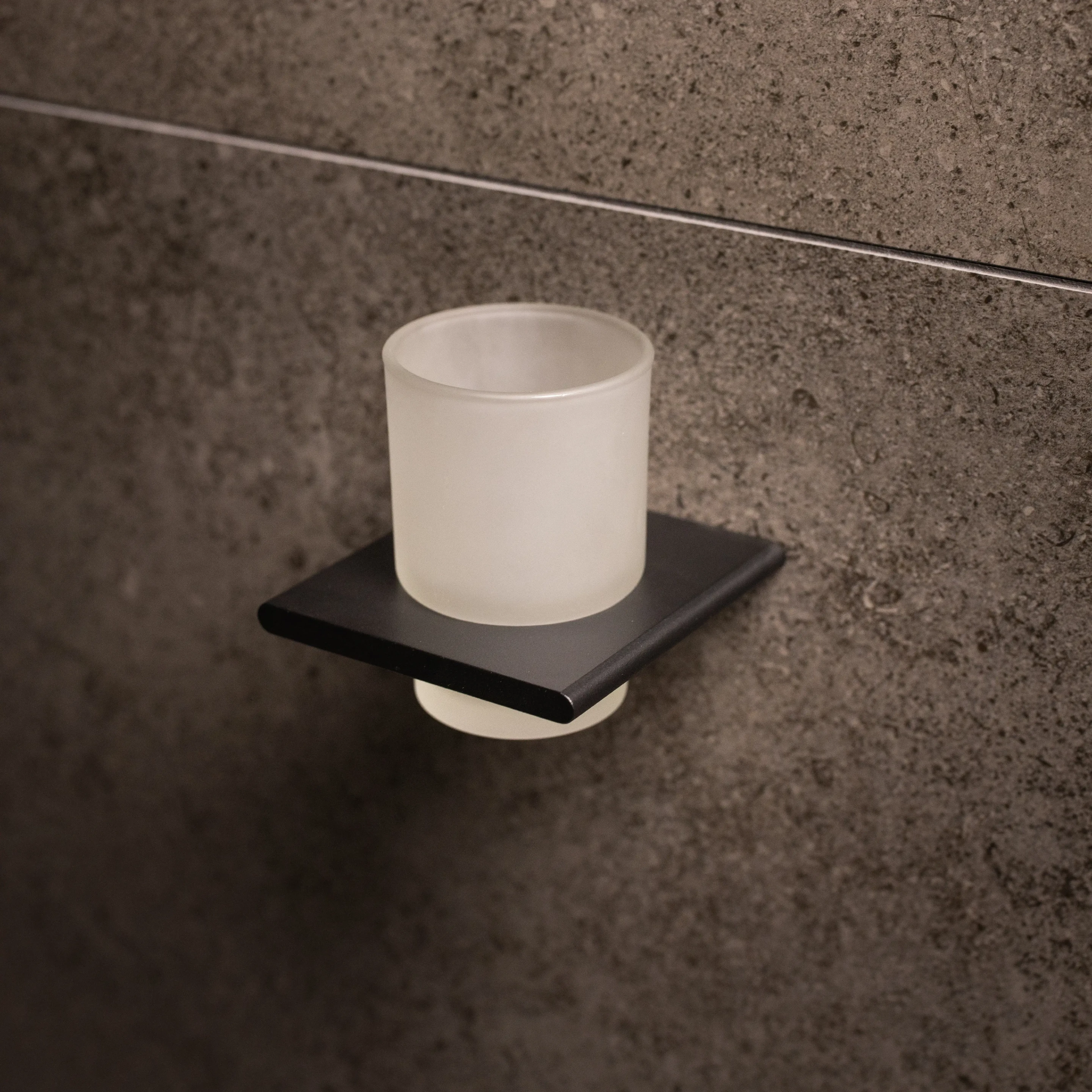 Suporturi pentru pahare